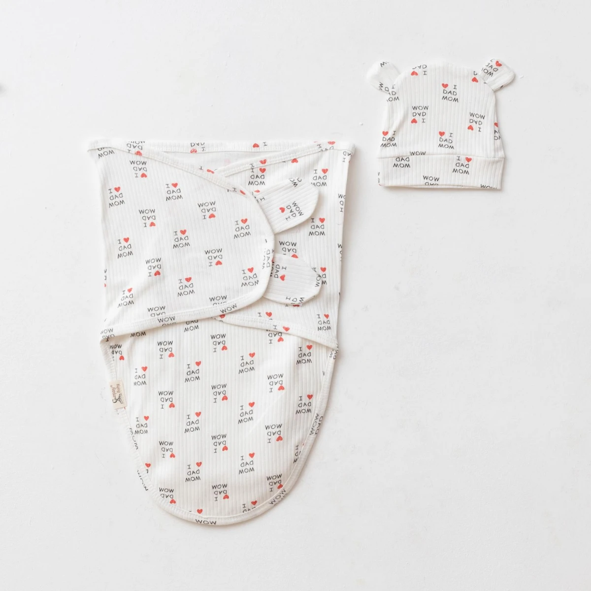 I Love Mom & Dad Swaddle with Matching Hat